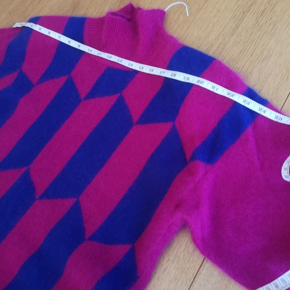 Vintage 80's 90's Angora Rabbit Hair and Lambswool Bright Geometric Swea… - Picture 14 of 16